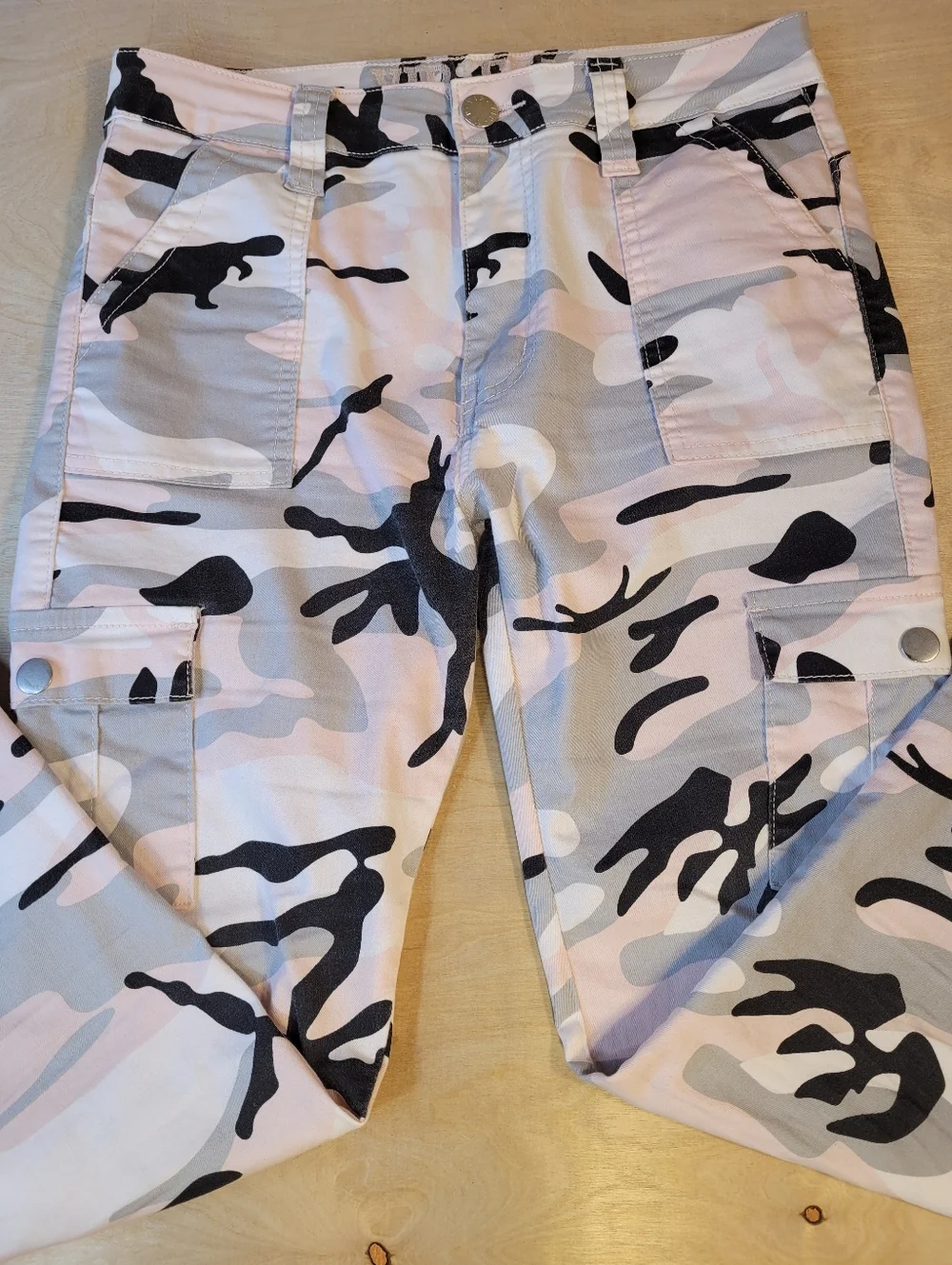 VIP Pink Camouflage Cargo Pants Featuring Elastic Ankles - Picture 5 of 7